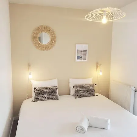 F3 Cosy Avec Parking, Wifi Fibre - Centre-ville, Face Essec, Proche Gare Et Commerces *