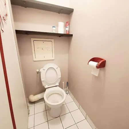 F3 Cosy Avec Parking, Wifi Fibre - Centre-ville, Face Essec, Proche Gare Et Commerces Apartment *