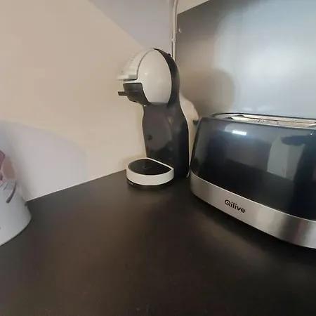 F3 Cosy Avec Parking, Wifi Fibre - Centre-ville, Face Essec, Proche Gare Et Commerces * Cergy