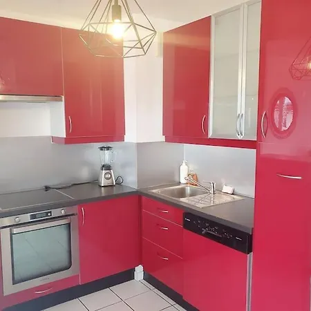 F3 Cosy Avec Parking, Wifi Fibre - Centre-ville, Face Essec, Proche Gare Et Commerces